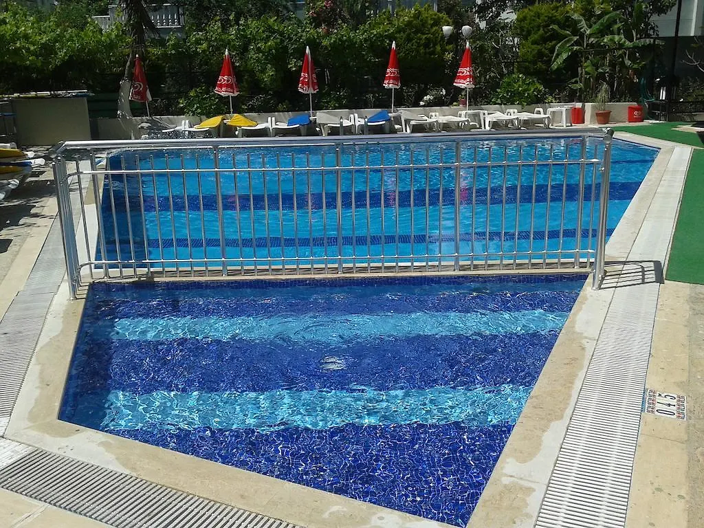 公寓式酒店 Kamelya Apart Hotel 马尔马里斯